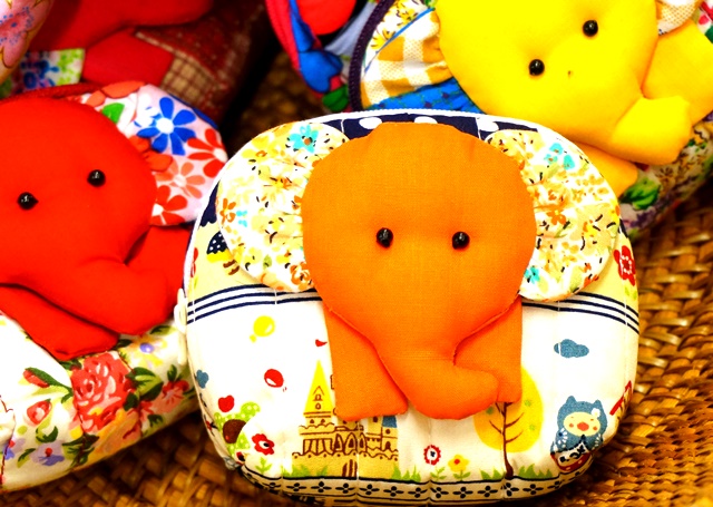 ゾウ柄ポーチ ゾウ柄ポーチ