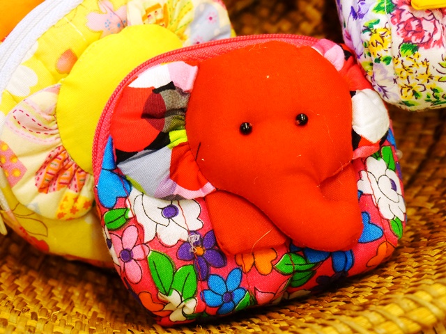 ゾウ柄ポーチ ゾウ柄ポーチ