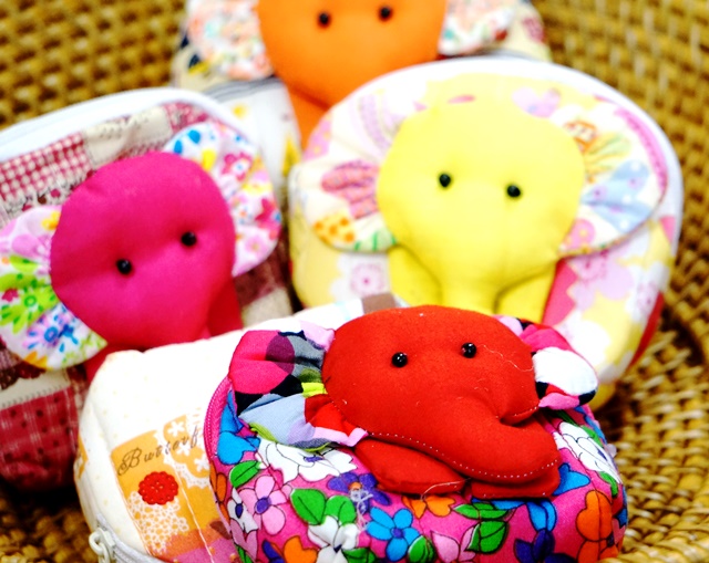 ゾウ柄ポーチ ゾウ柄ポーチ