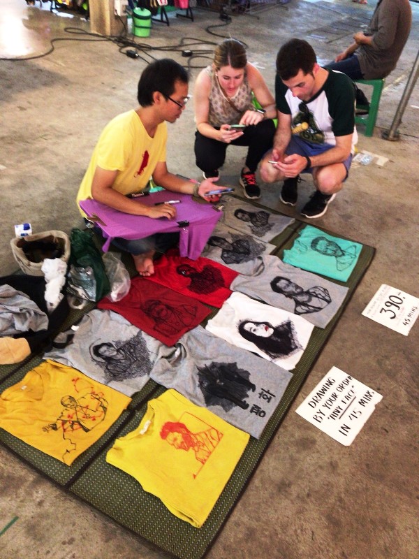 チェンマイ・ナイトマーケット チェンマイ・ナイトマーケット