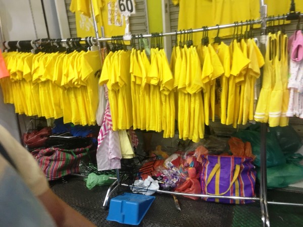 タイ 黄色 タイ 黄色