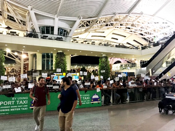 デンパサール空港