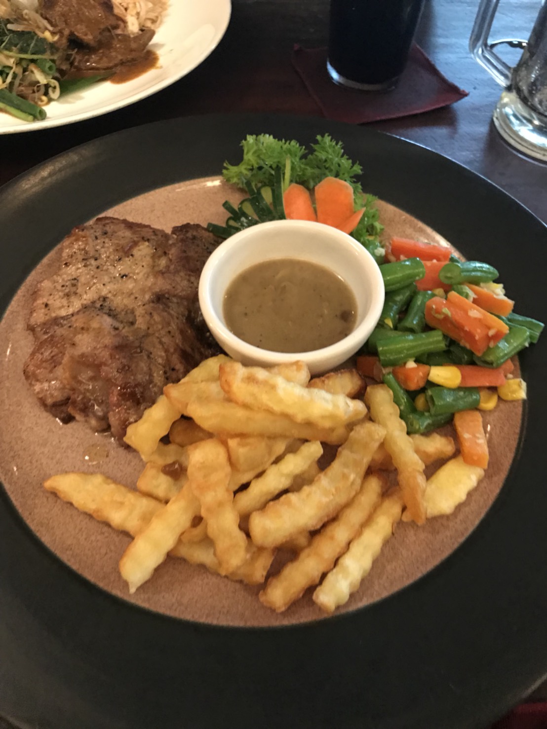 サヌール　ダウンタウン