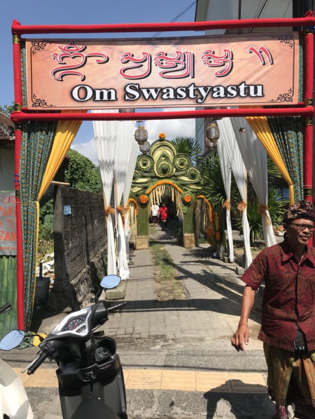 サヌール　結婚式