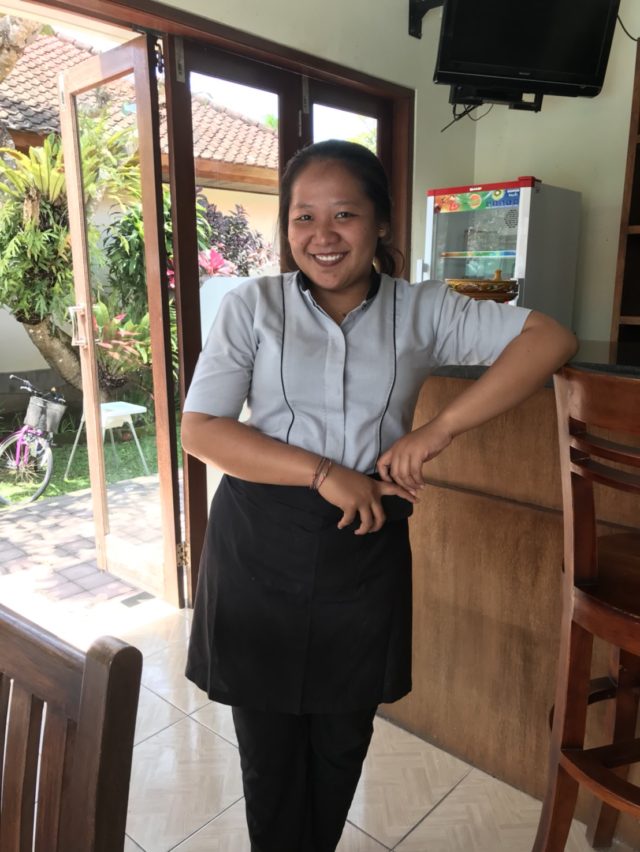 サヌール／マリアおばちゃん