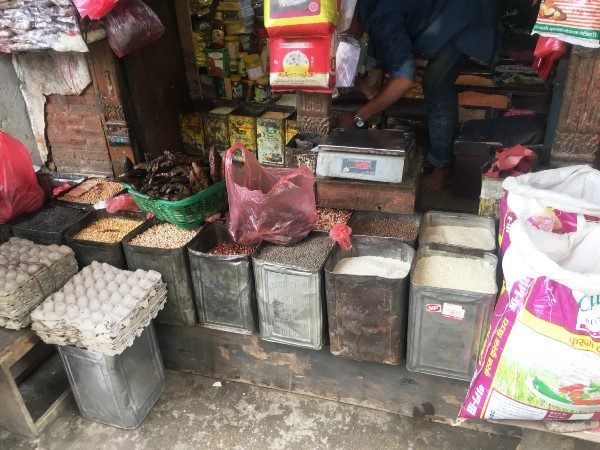 ネパール　カトマンズ　お米屋