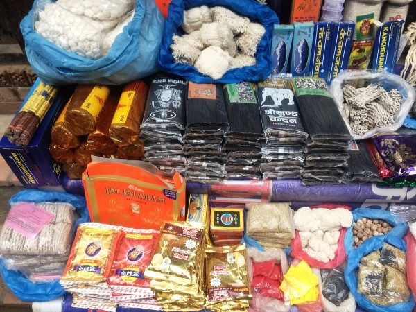 ネパール　お香屋さん