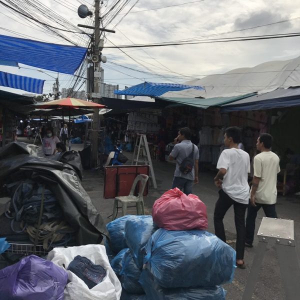 バイヨーク ナイトマーケット