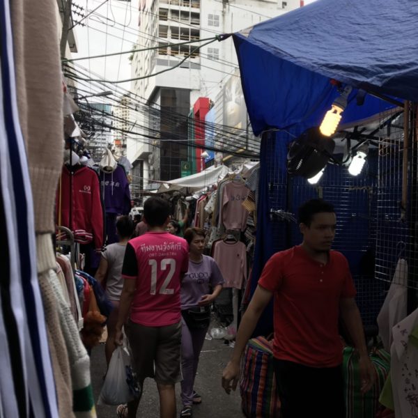 バイヨーク ナイトマーケット