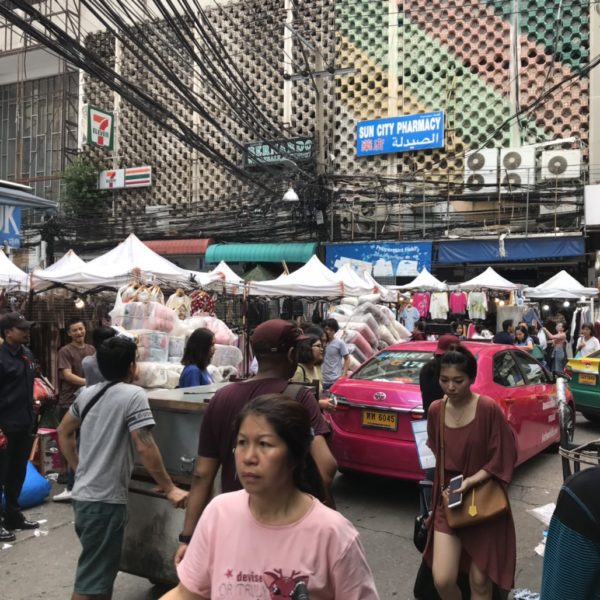 バイヨーク ナイトマーケット