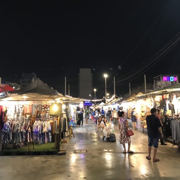 ネオンマーケット