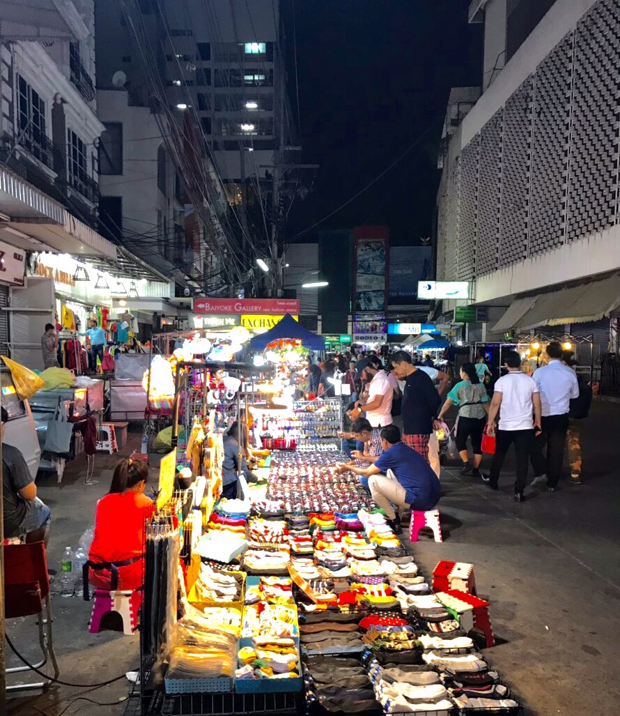 バンコク 夜店