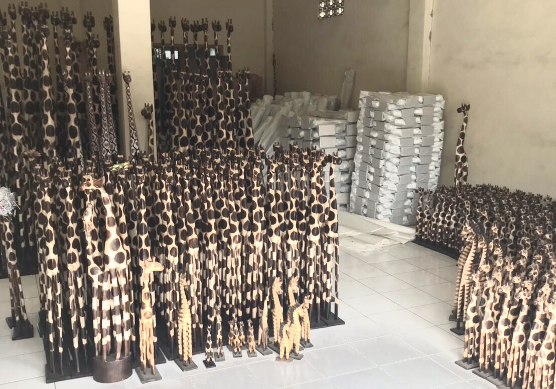 キリンのオブジェ