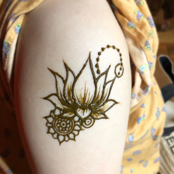 ヘナタトゥー,ヘナ