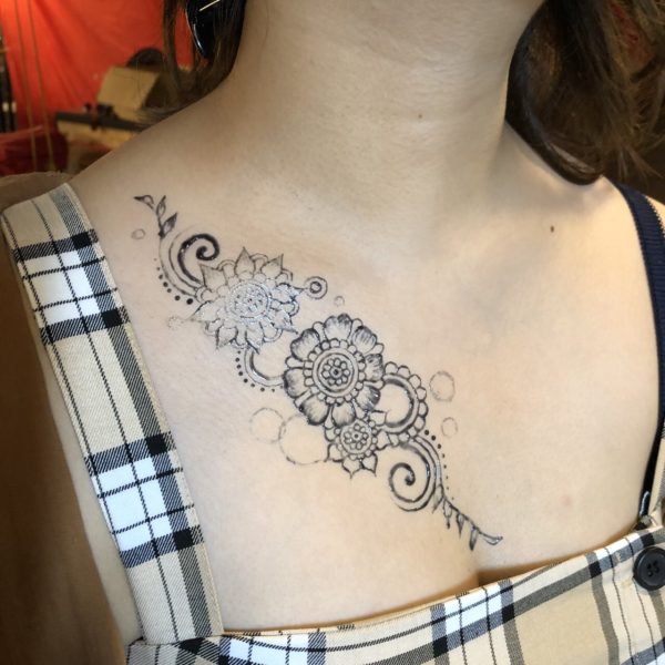 ヘナタトゥー,ヘナ