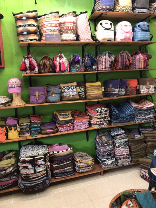 モン族市場／チェンマイ