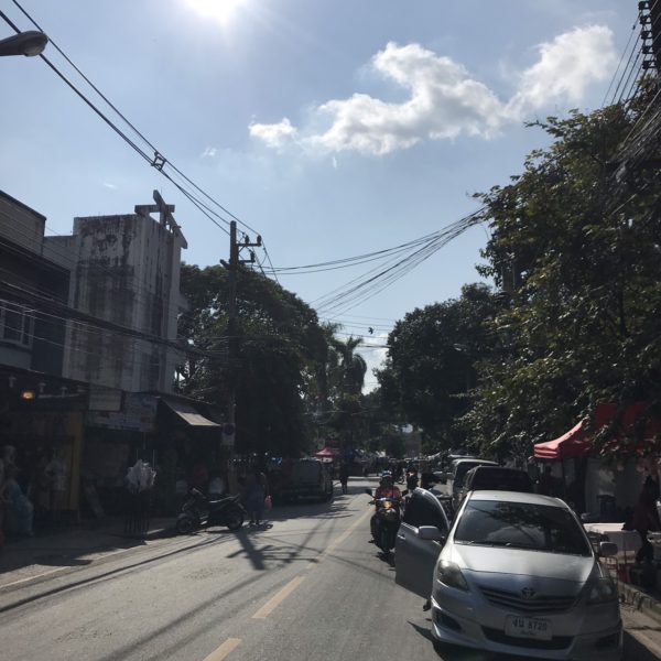 ラチャダムヌン通り