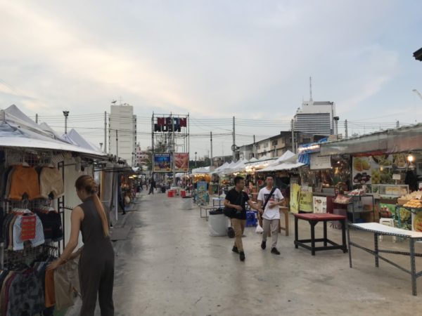 NEON MARKET/ネオンマーケット