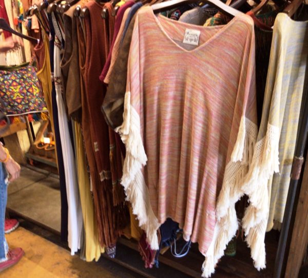 エスニックファッション／チャトチャック・ウィークエンド・マーケット
