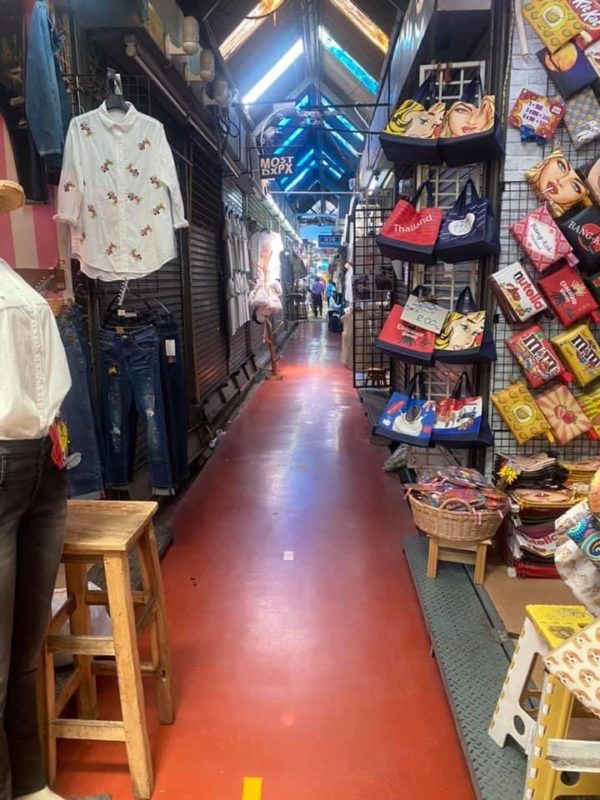 チャトチャックウィークエンドマーケット