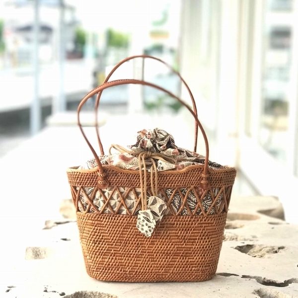 アタバッグ　かごバッグ