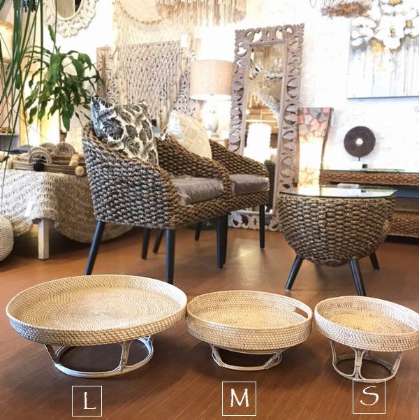 脚付きラタンかご