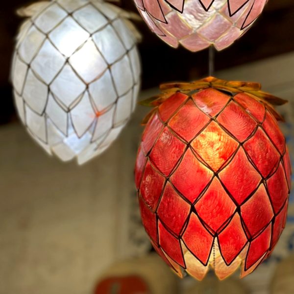 イチゴのペンダントライト