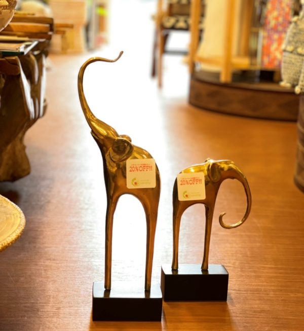 ゾウのオブジェ　