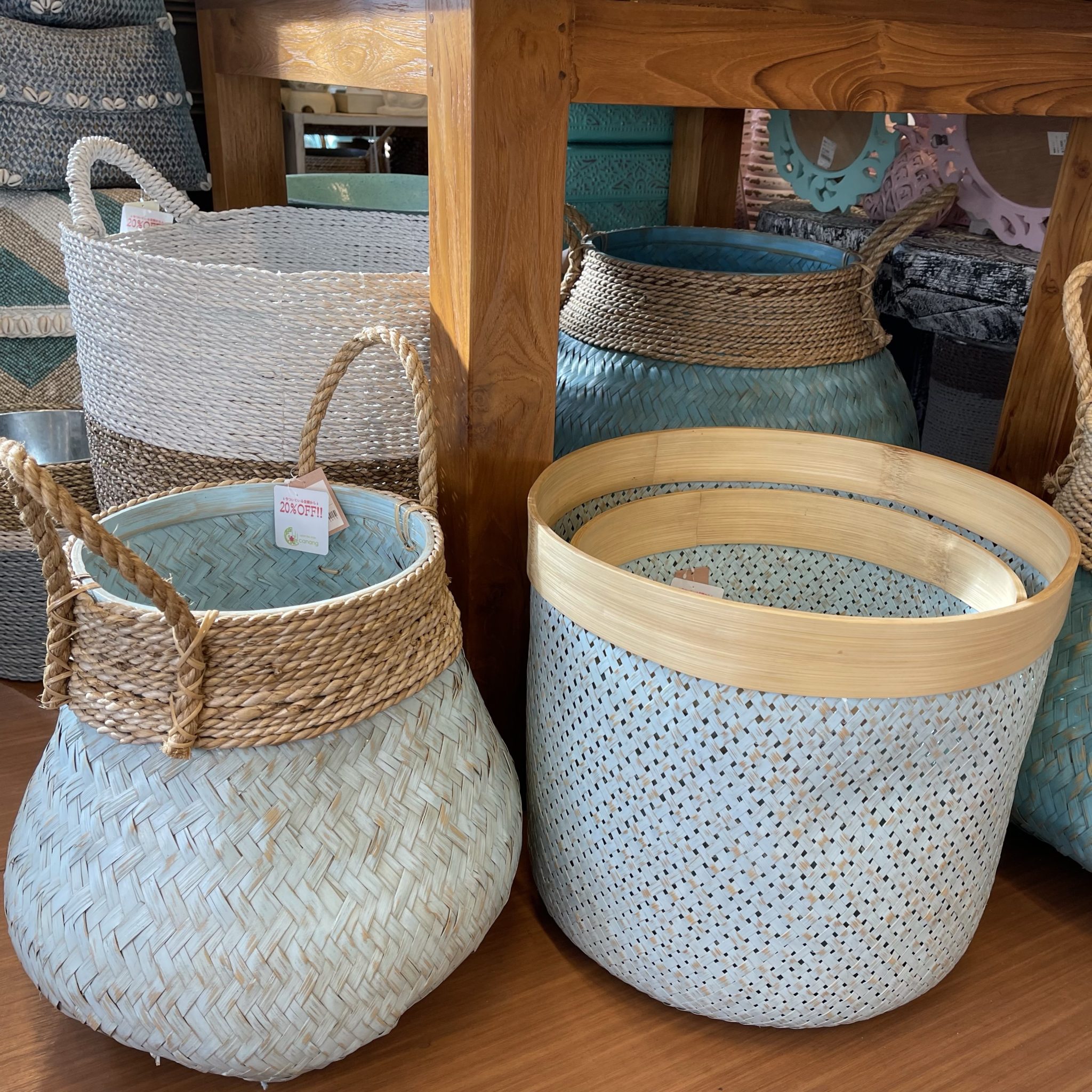 BOHOスタイルインテリア，かご，バスケット