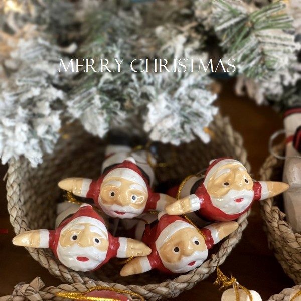 定休日 クリスマスグッズ