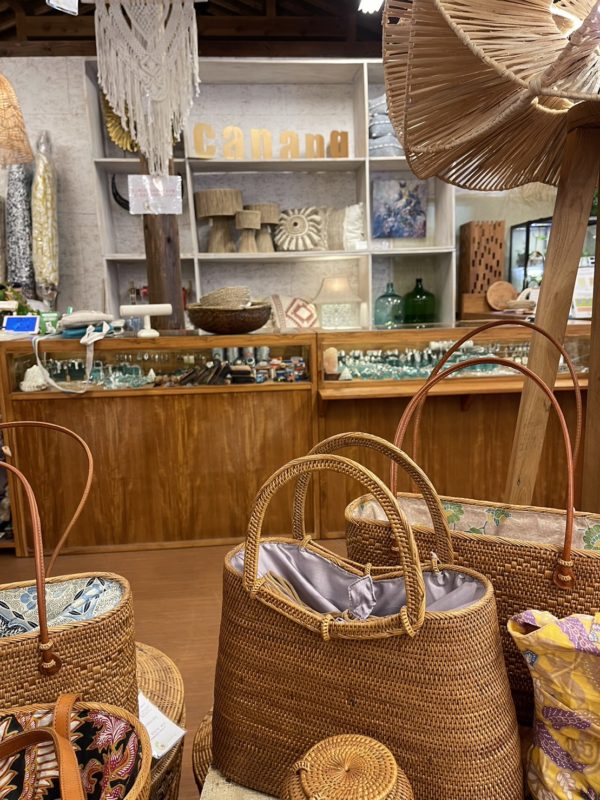 秋の店内模様替え