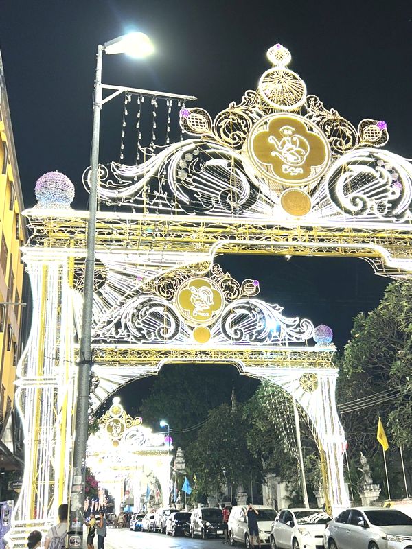 チェンマイ　フラワーフェスチバル