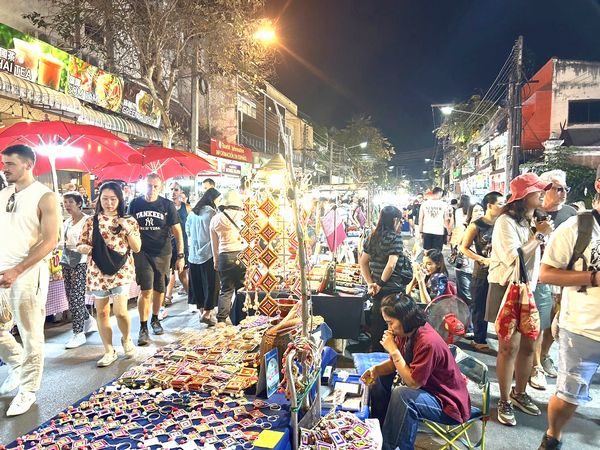 チェンマイナイトマーケット