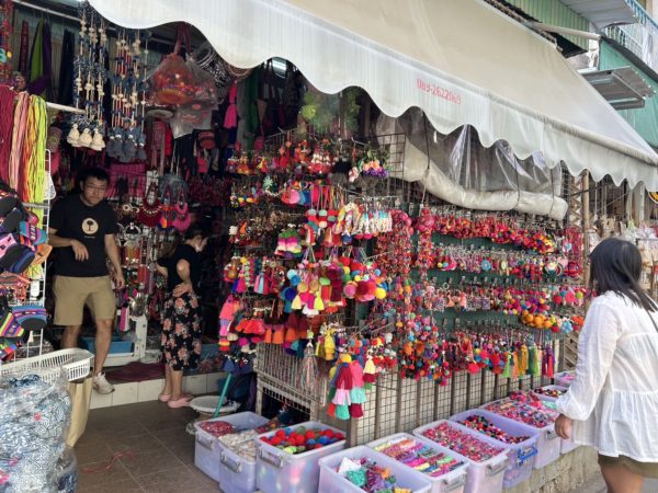 チェンマイ モン族市場 モンマーケット
