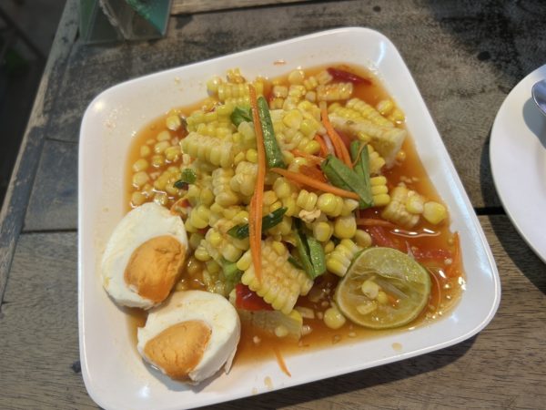 コーンのソムタム