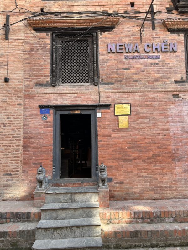 ネパール ニワチェンホテル