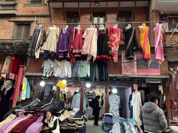 ネパール　仕入れ