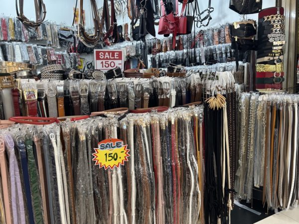 プラトゥナムファッションビル