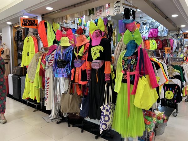 プラトゥナムファッションビル