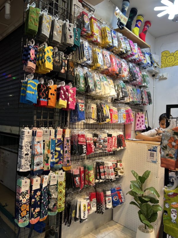 チャトチャックウィークエンドマーケット