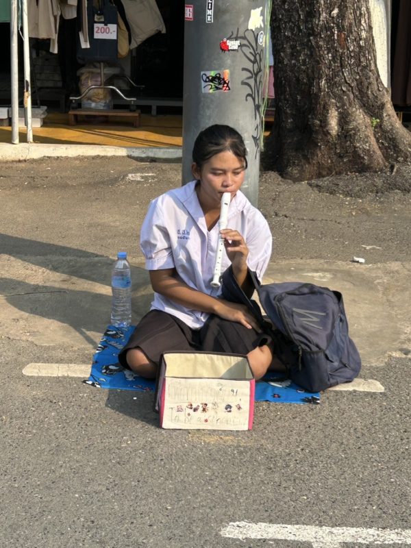 チャトチャックウィークエンドマーケット