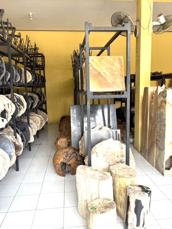 バリ島仕入れ　クロボカン