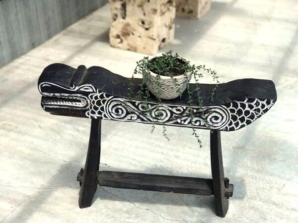 ワニ 木彫り 花台