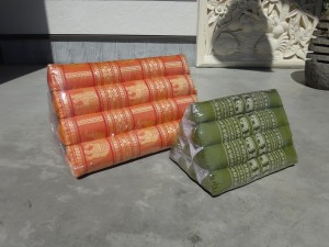 三角まくら(大)(小) 三角まくら(大)(小)