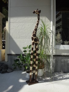 木彫りのキリン