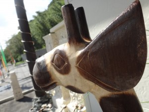 木彫りのキリン 木彫りのキリン