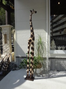 木彫りのキリン 木彫りのキリン