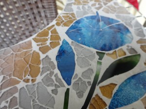 フラワータイプのモザイクミラー(中) フラワータイプのモザイクミラー(中)