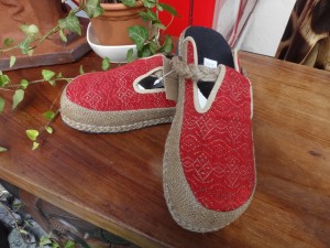 モン族、ナガ族、アカ族のサボ