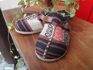 モン族、ナガ族、アカ族のサボ